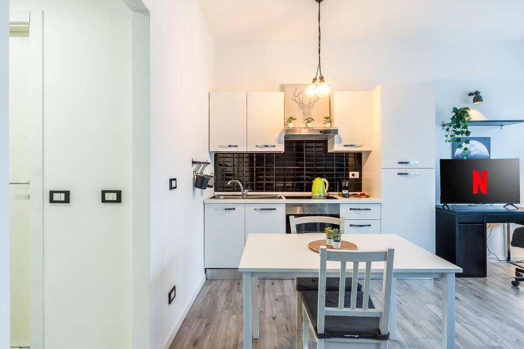 2 Minutes From Central Station-Exclusive Open Space Milano Exterior foto